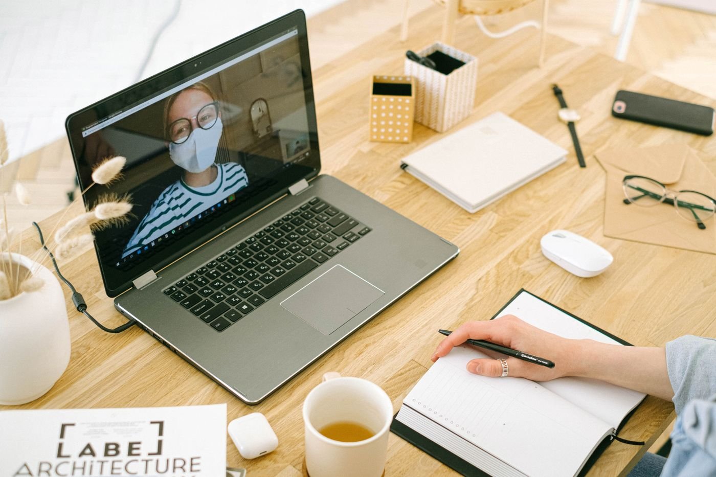 Teletrabalho: disponibilidade não pode virar jornada sem fim